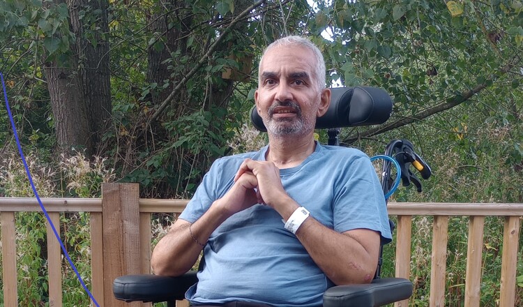 Coundon Helping Mr Dhami